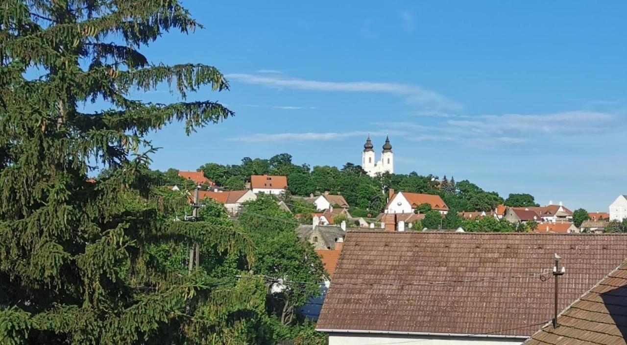 Dalia Apartman Tihany Exteriör bild